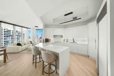 100 S Pointe Dr, Unit 1701, Miami Beach, FL 33139 Photo