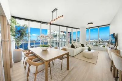 100 S Pointe Dr, Unit 1701, Miami Beach, FL 33139 Photo