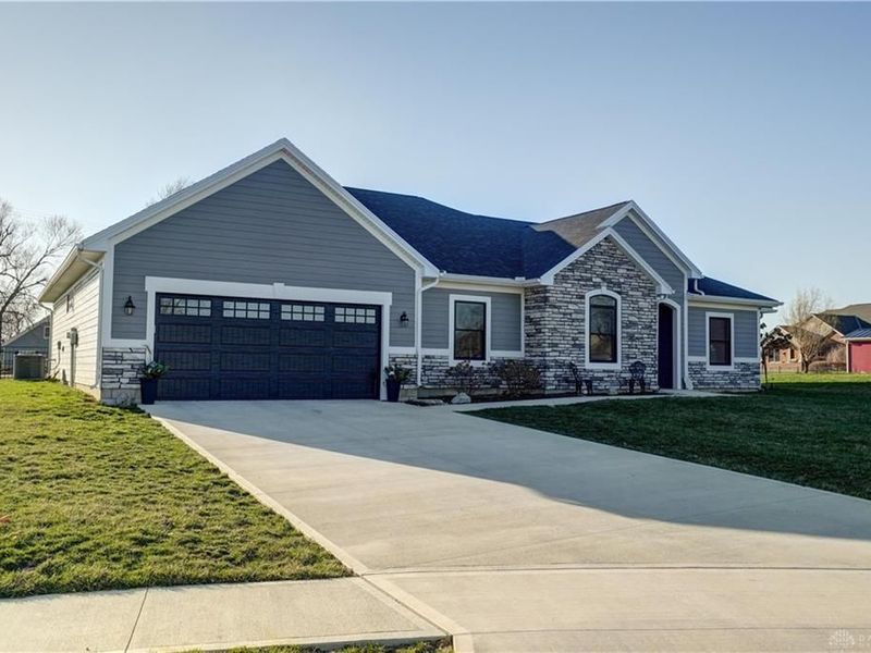 218 Westbury Drive, Greenville, OH 45331 Photo 3