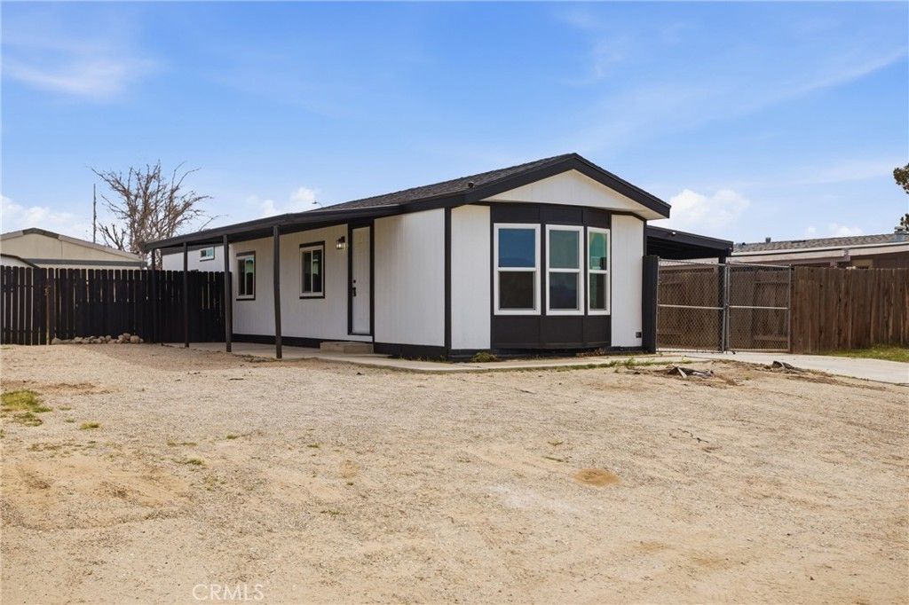 19003 Panther Avenue, Adelanto, CA 92301 Main Photo