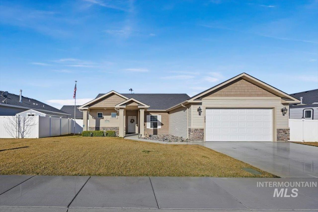 2373 Homestead St, Twin Falls, ID 83301 Main Photo