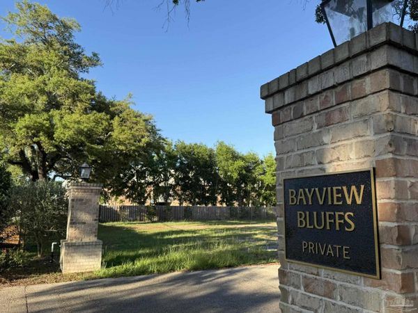 581 Chipley Ave, Pensacola, FL 32503