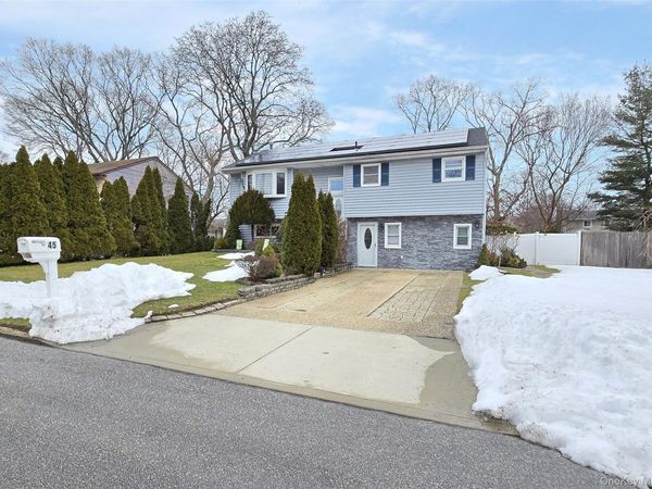 45 Mallard Avenue , Selden, NY 11784