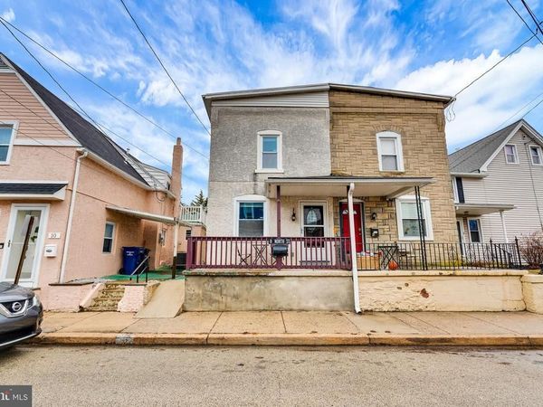 8 NORTH STREET, AMBLER, PA 19002