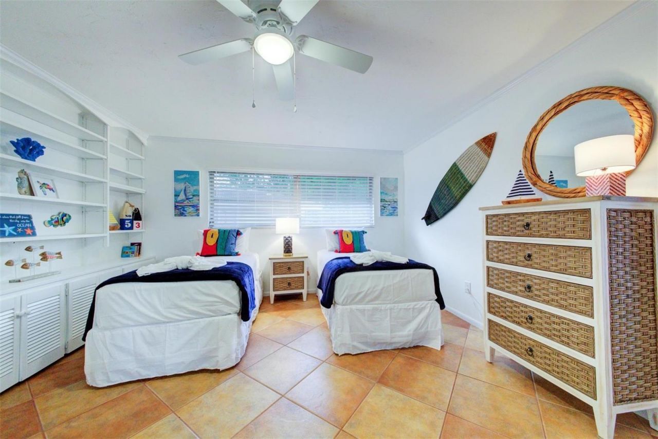 5354 Shadow Lawn Drive, Sarasota, FL 34242 Photo