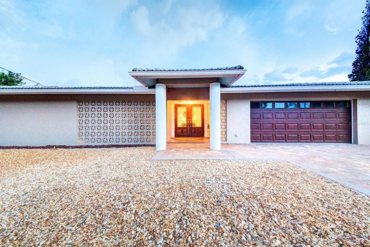 5354 Shadow Lawn Drive, Sarasota, FL 34242 Photo