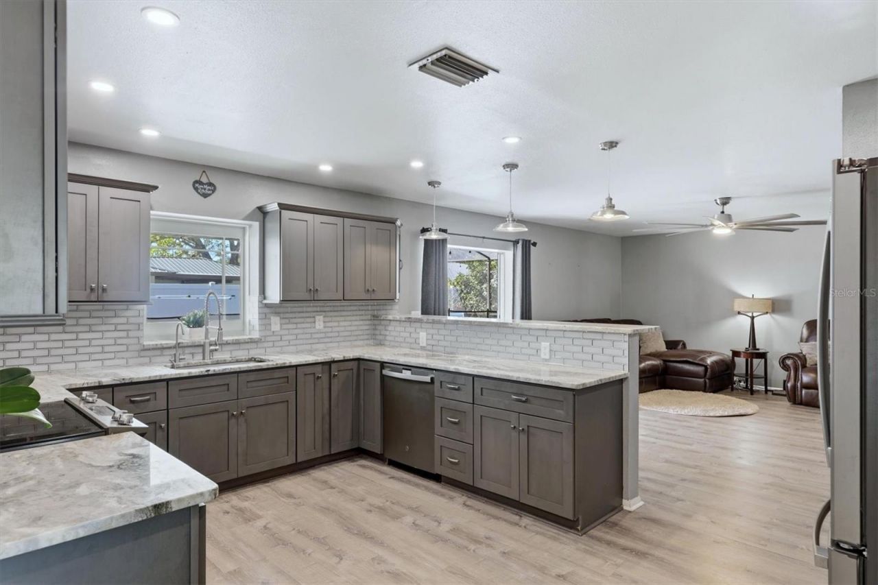 3503 22nd Avenue W, Bradenton, FL 34205 Photo