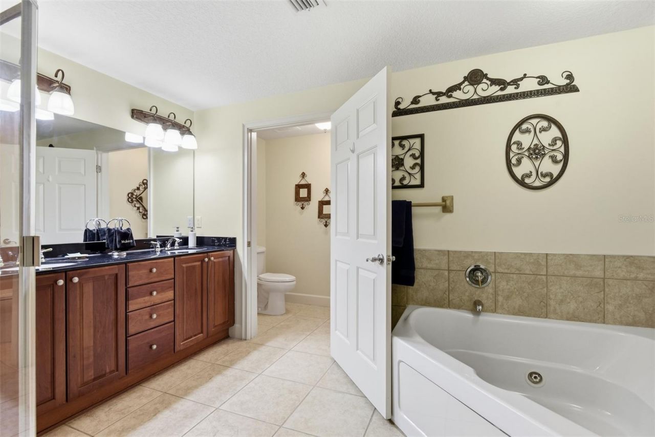 2403 S Atlantic Avenue , Unit 811, Daytona Beach Shores, FL 32118 Photo