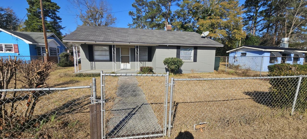 850 Hampton Street Photo 1