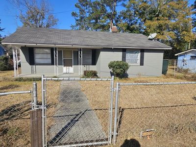 850 Hampton Street, Elloree, SC 29047