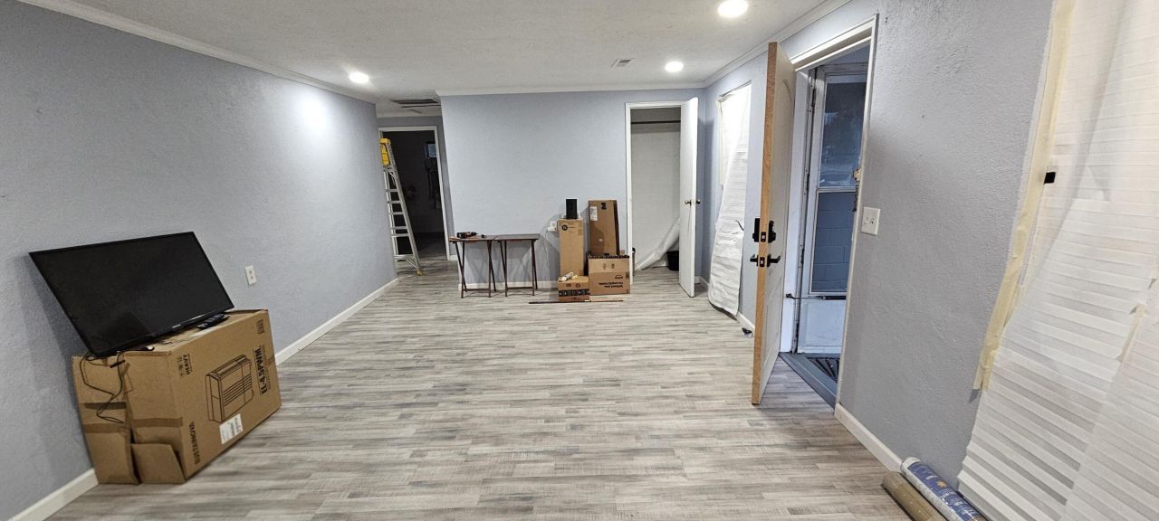 850 Hampton Street Photo 7