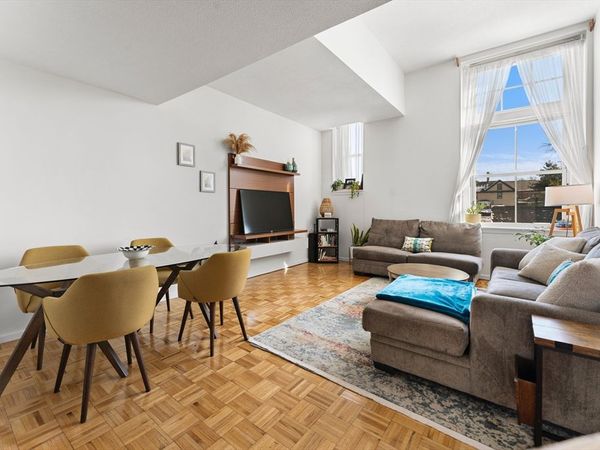 51 Pettee St, Unit 31, Newton, MA 02464