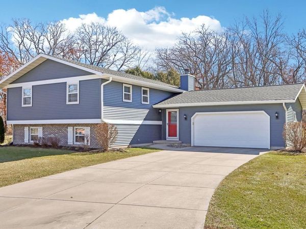 2500 Pinto Trail, McFarland, WI 53558