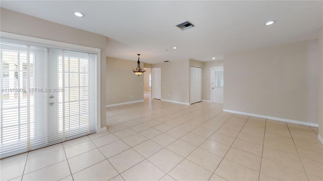 15012 SW 146th St , Miami, FL 33196 Photo