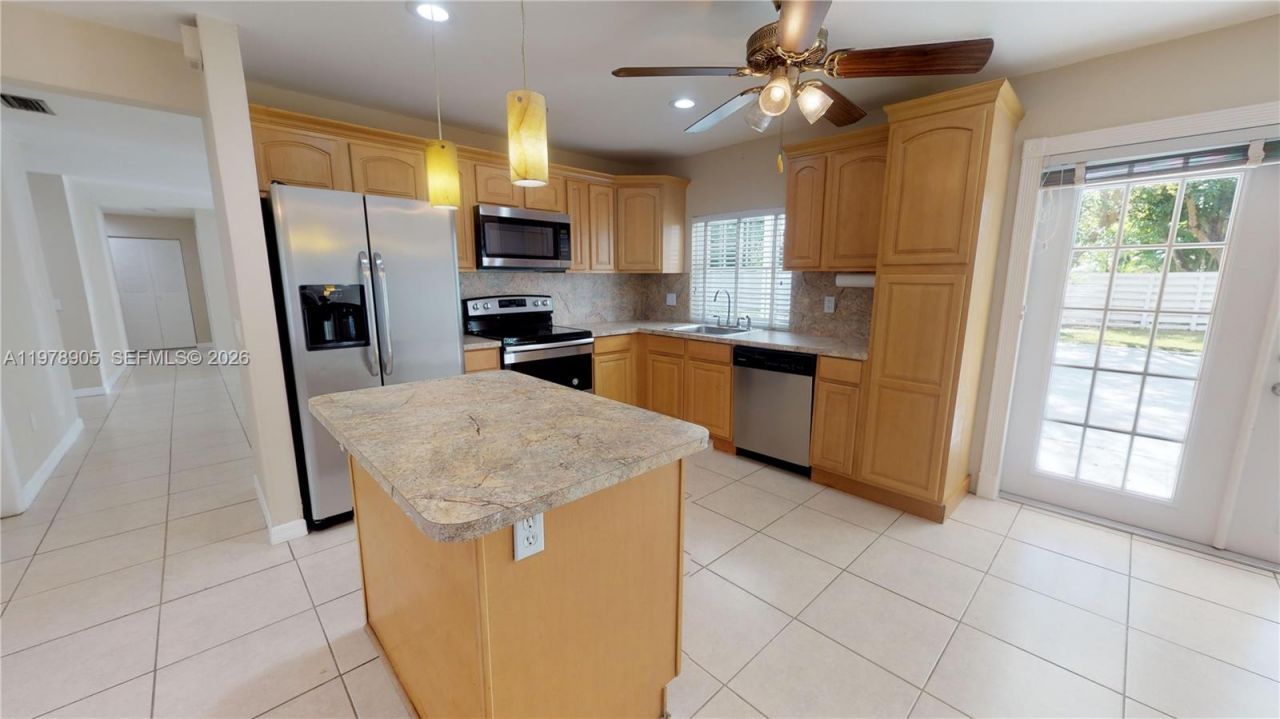 15012 SW 146th St , Miami, FL 33196 Photo