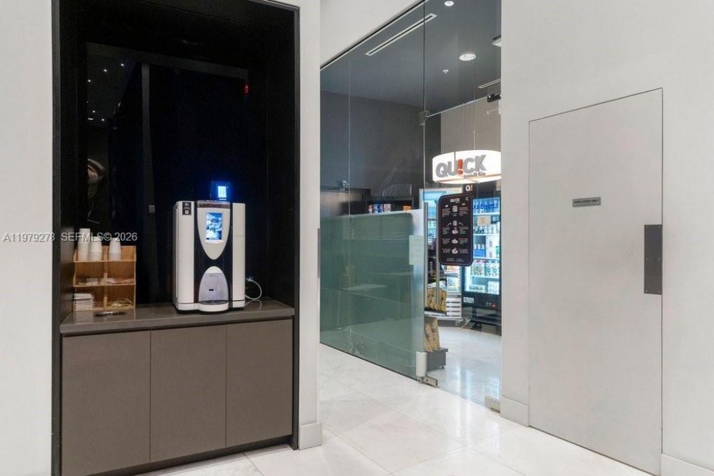 3900 Biscayne Blvd , Unit N-1101, Miami, FL 33137 Photo