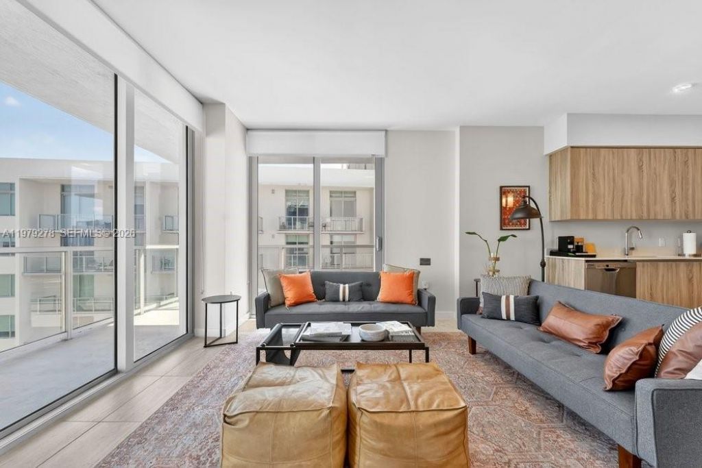 3900 Biscayne Blvd , Unit N-1101, Miami, FL 33137 Photo