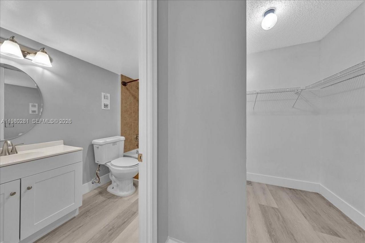 1500 N Congress Ave , Unit C31, West Palm Beach, FL 33401 Photo