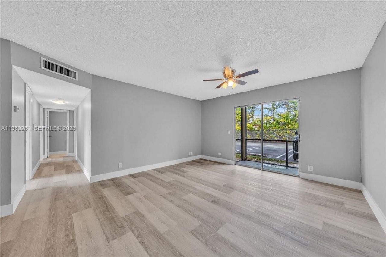 1500 N Congress Ave , Unit C31, West Palm Beach, FL 33401 Photo