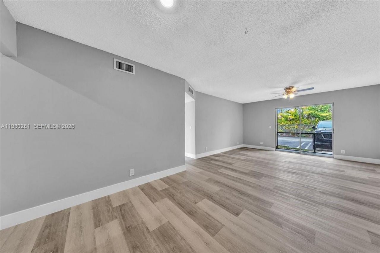 1500 N Congress Ave , Unit C31, West Palm Beach, FL 33401 Photo