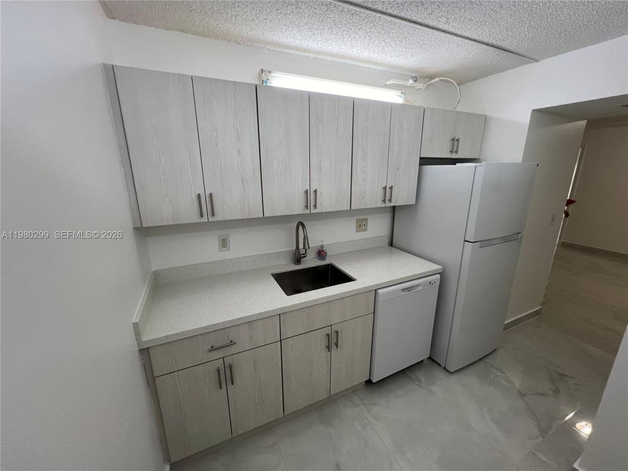 8260 SW 210th St , Unit 302, Cutler Bay, FL 33189 Photo