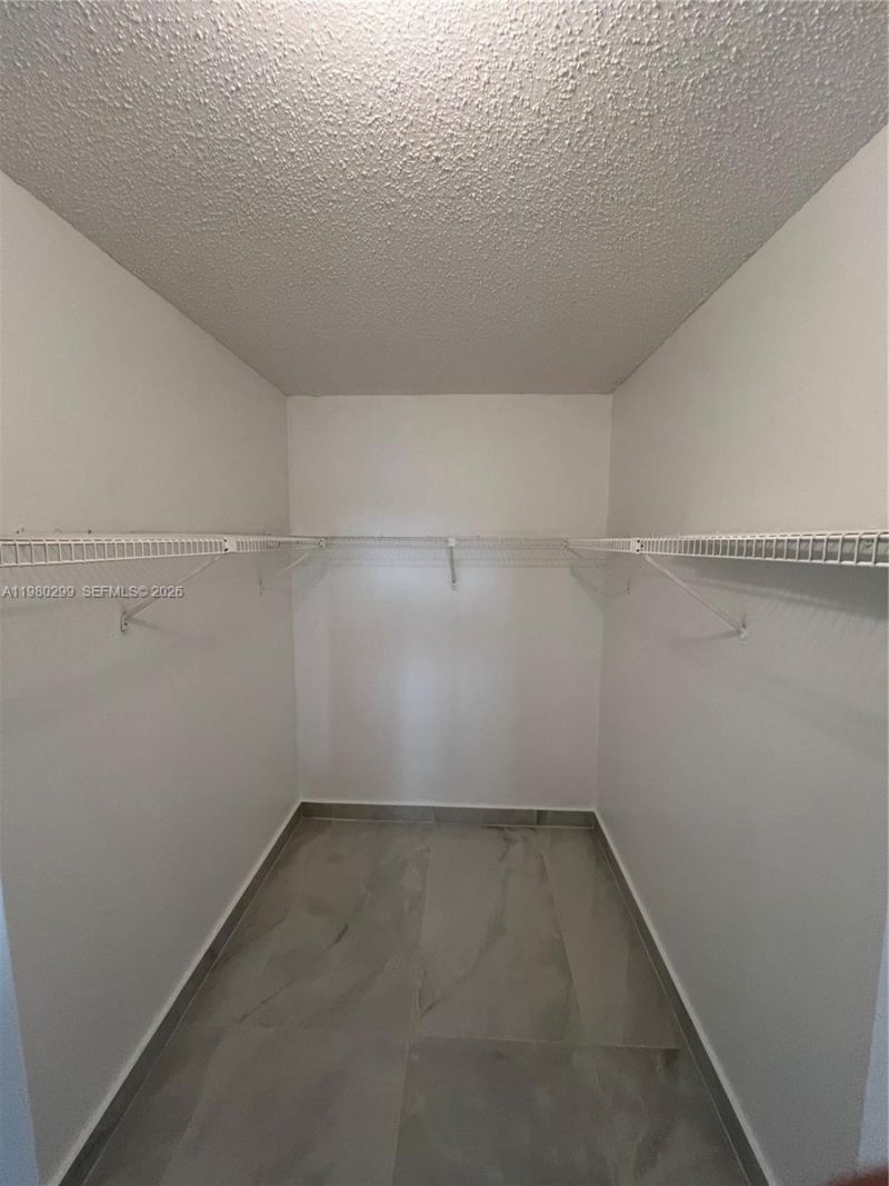 8260 SW 210th St , Unit 302, Cutler Bay, FL 33189 Photo