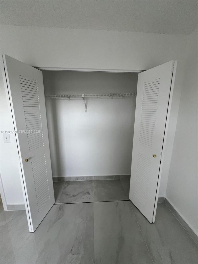 8260 SW 210th St , Unit 302, Cutler Bay, FL 33189 Photo