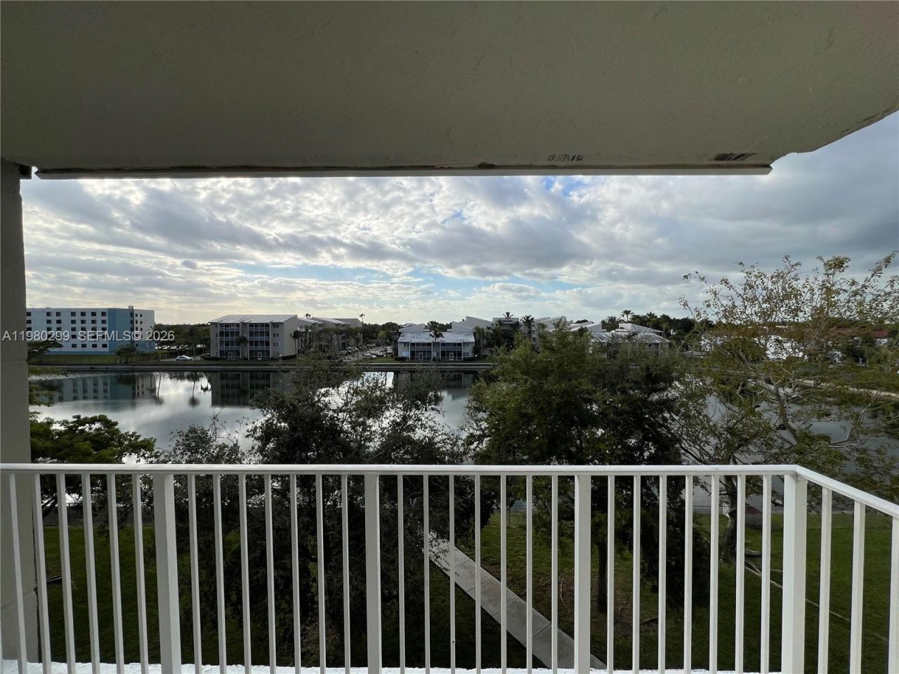 8260 SW 210th St , Unit 302, Cutler Bay, FL 33189 Photo
