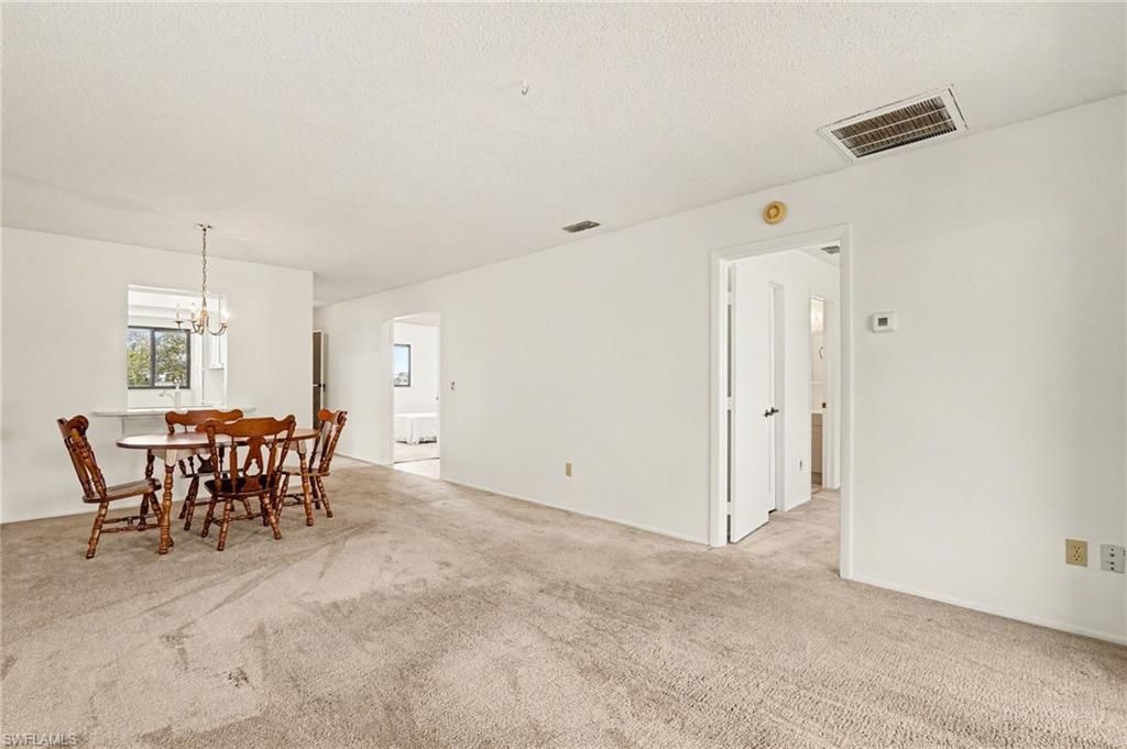423 Cape Coral Pkwy W, Unit 203 (207), Cape Coral, FL 33914 Photo