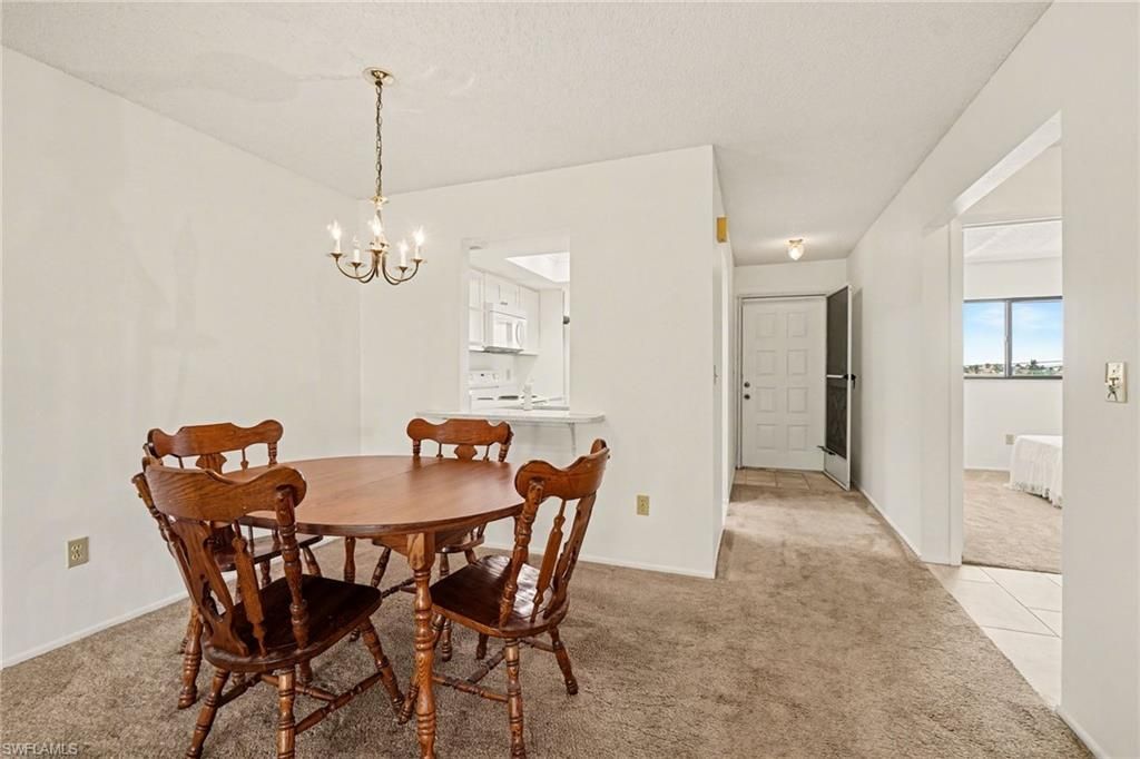 423 Cape Coral Pkwy W, Unit 203 (207), Cape Coral, FL 33914 Photo