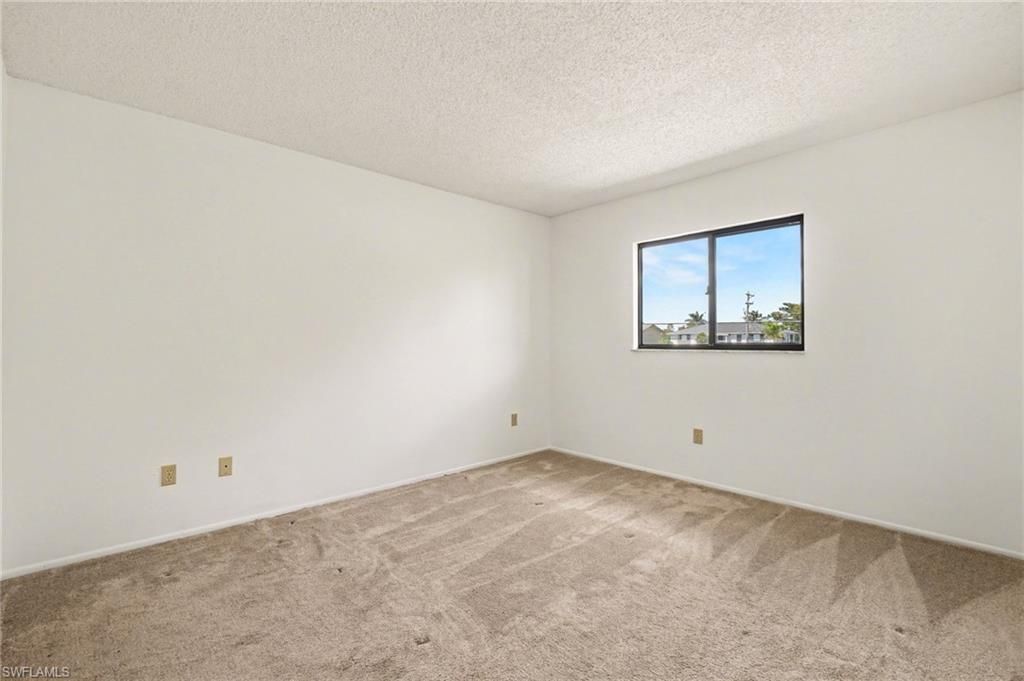 423 Cape Coral Pkwy W, Unit 203 (207), Cape Coral, FL 33914 Photo