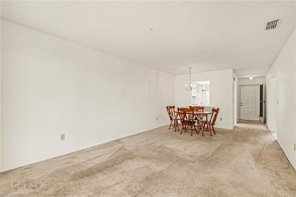 423 Cape Coral Pkwy W, Unit 203 (207), Cape Coral, FL 33914 Photo