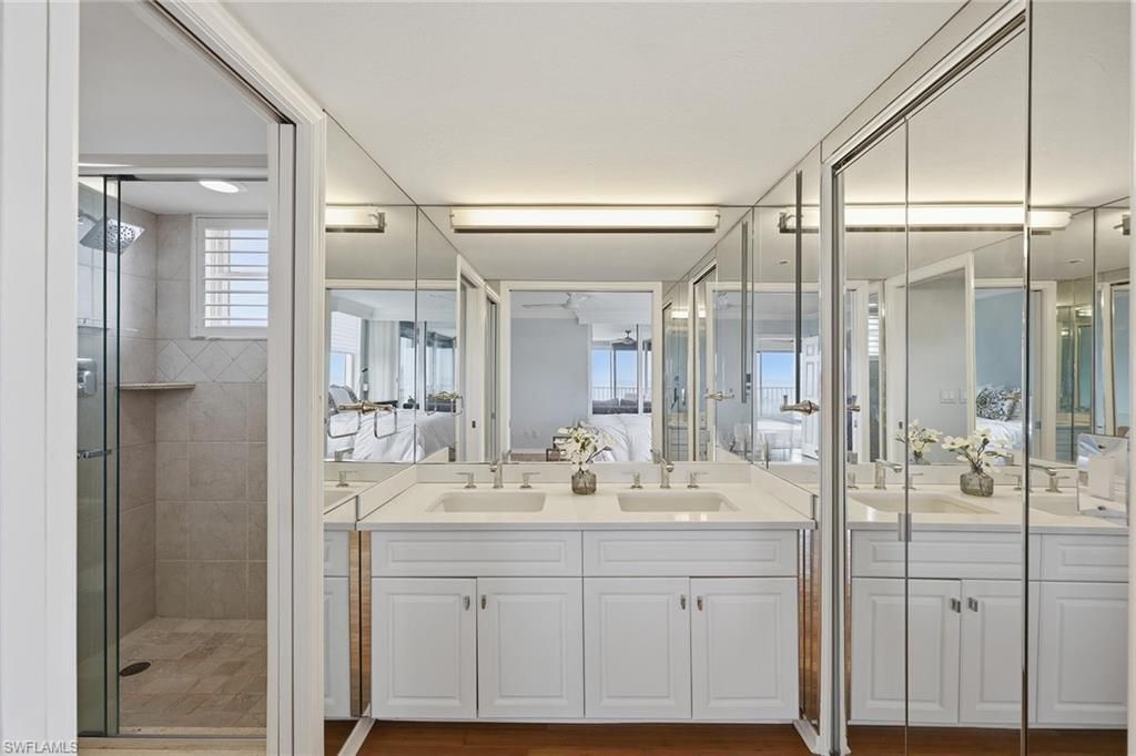 5550 Heron Point Dr, Unit 1604, Naples, FL 34108 Photo