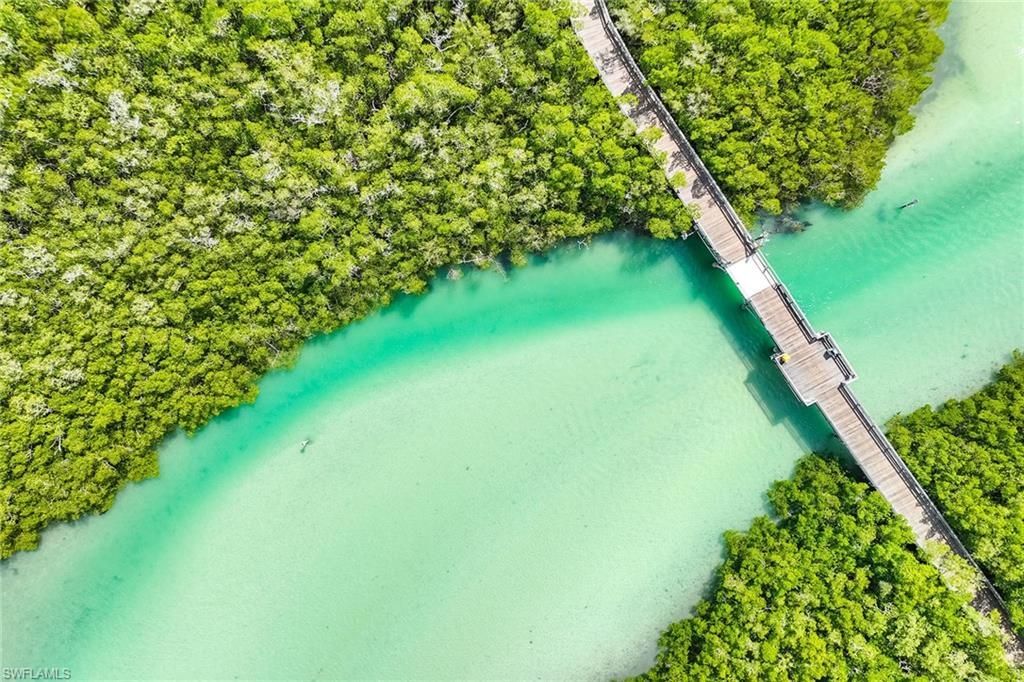 5550 Heron Point Dr, Unit 1604, Naples, FL 34108 Photo