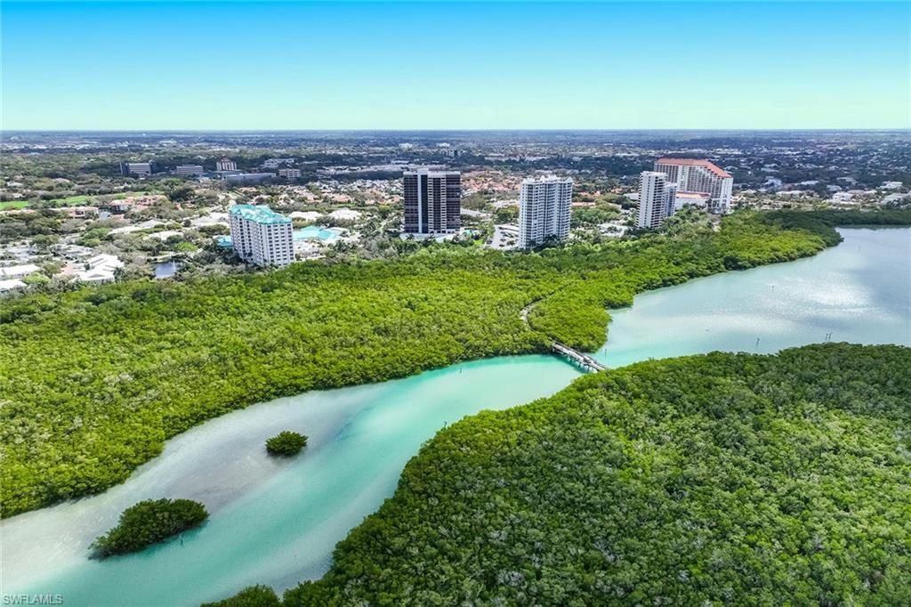 5550 Heron Point Dr, Unit 1604, Naples, FL 34108 Photo