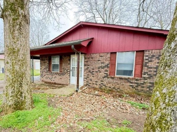 2407 Harper St , Corning, AR 72422