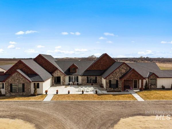 27202 Lon Davis Rd, Parma, ID 83660