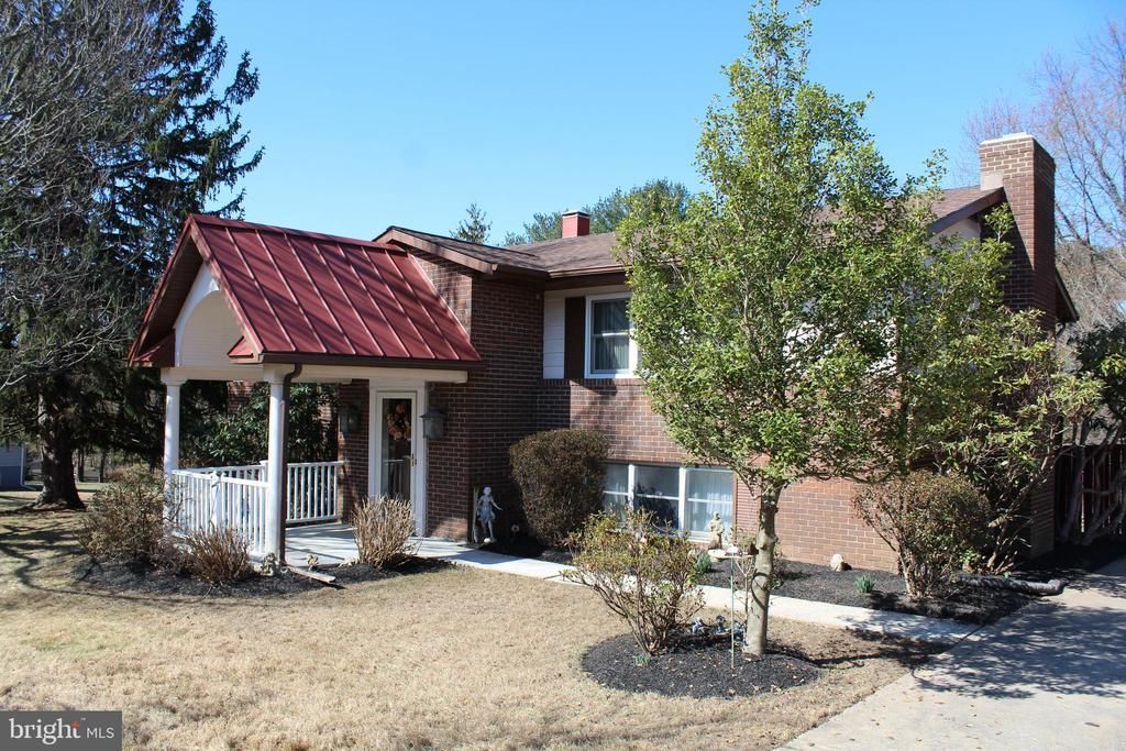 4402 Klee Court, Sykesville, MD 21784 Main Photo