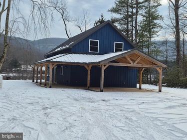 7144 RENOVO ROAD, MILL HALL, PA 17751