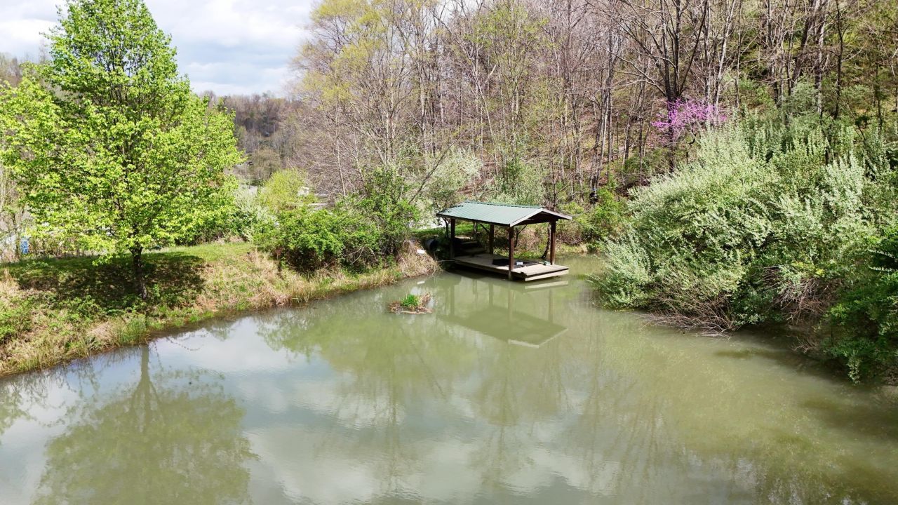 227 Delmar Sgt Road, Rockholds, KY 40759 Main Photo