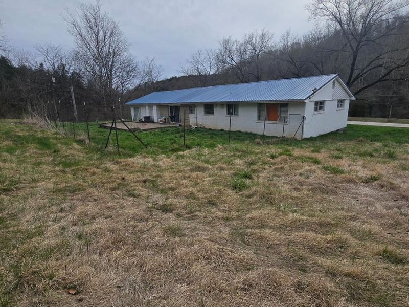 1922 St Rt 136, Manchester, OH 45144 Photo 4