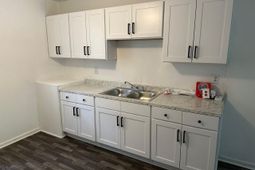 1815 Sumner Avenue photo 4