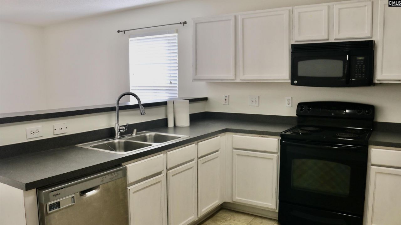 116 Stanley Court  Photo 13