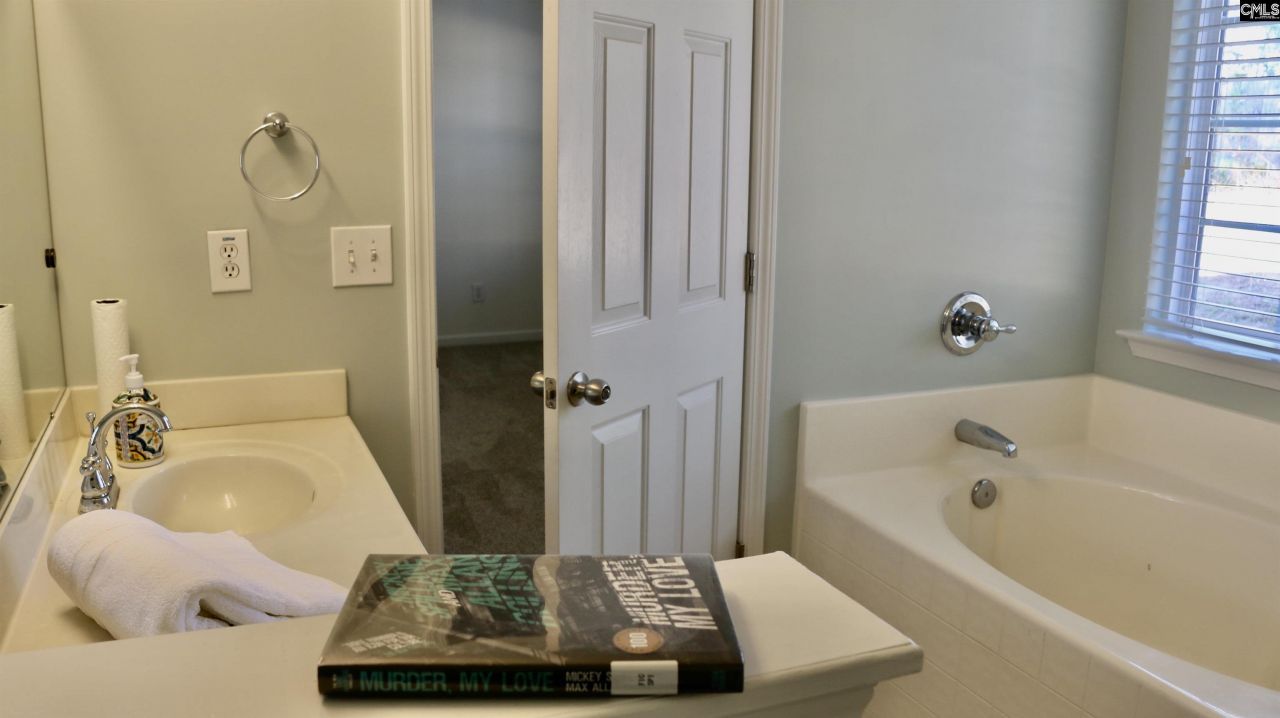 116 Stanley Court  Photo 29