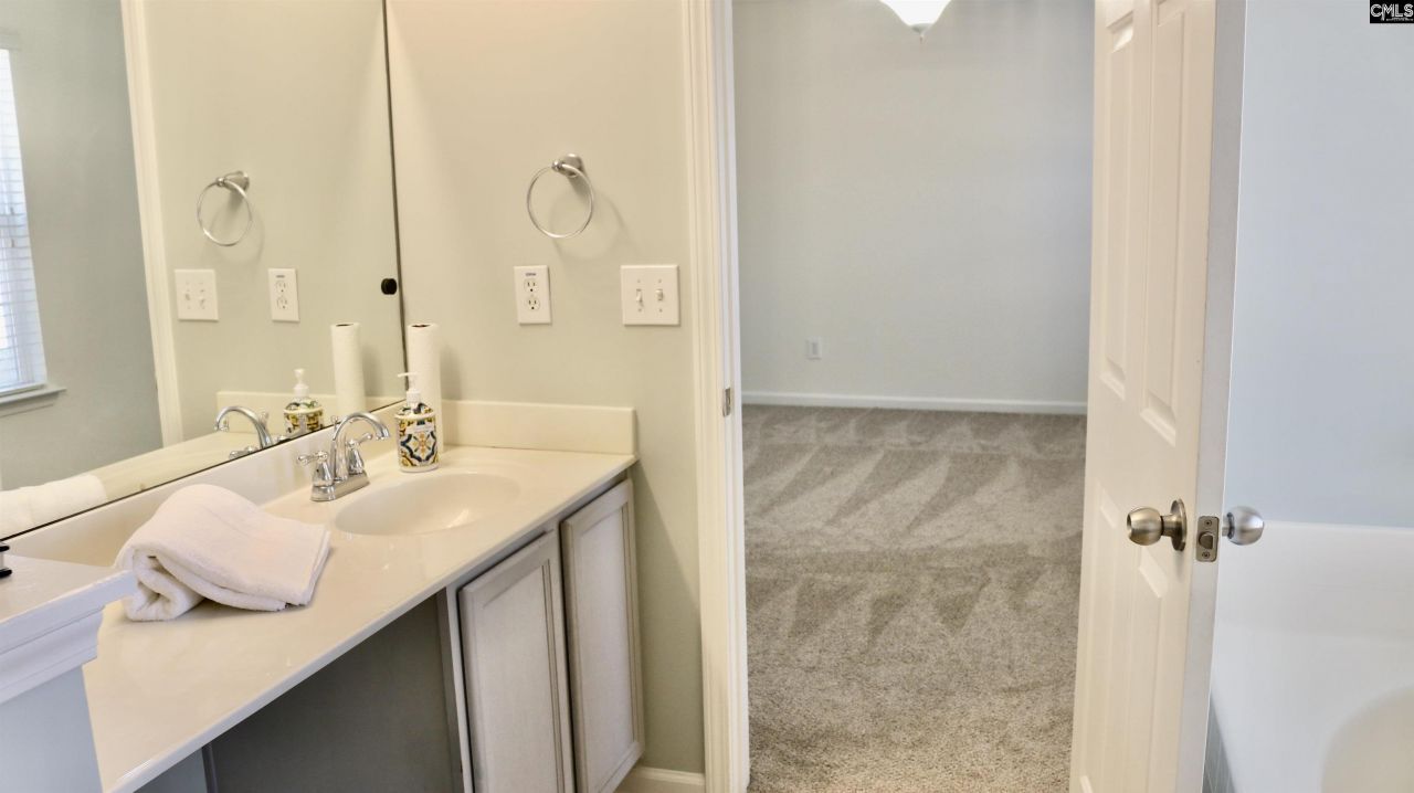 116 Stanley Court  Photo 31