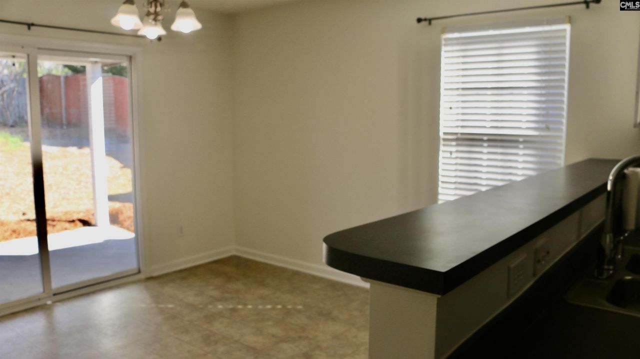 116 Stanley Court  Photo 9