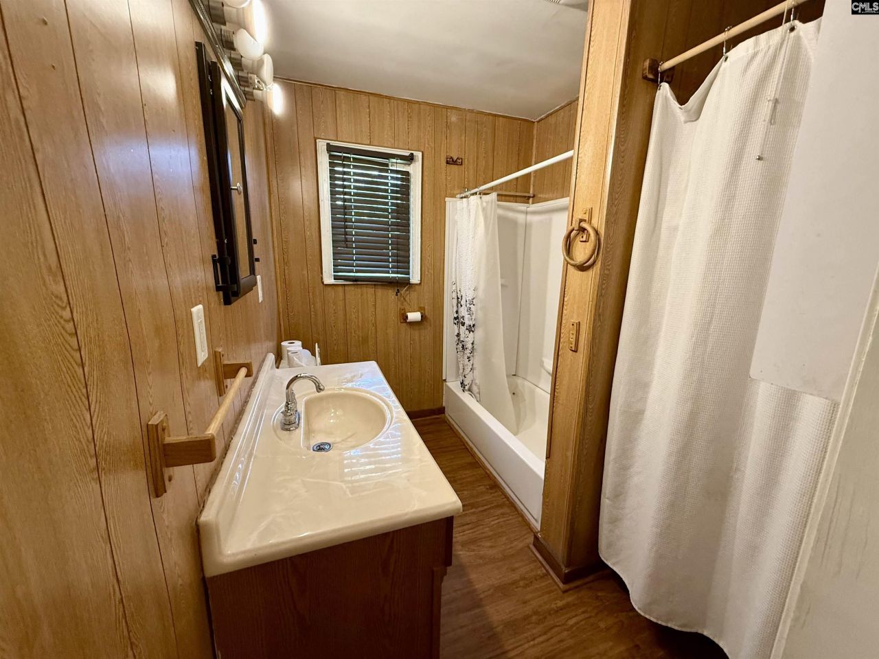 1183 Sawyer Street  Photo 10