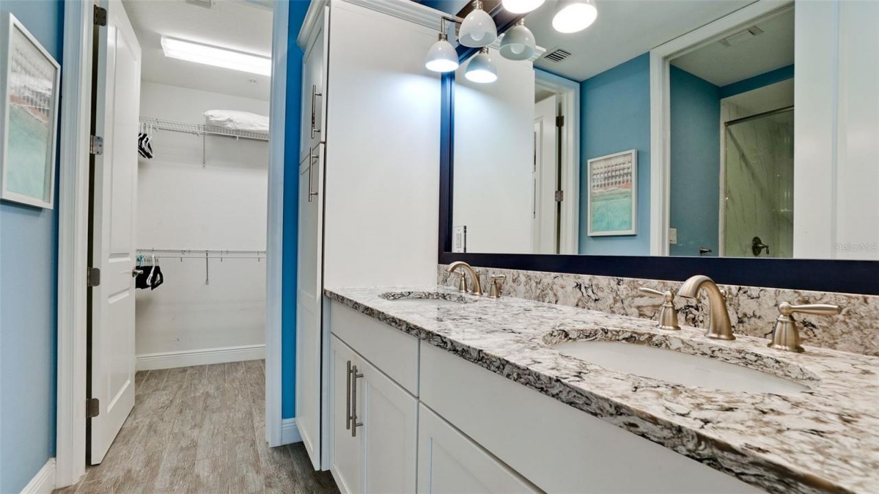 379 Aruba Circle , Unit 303, Bradenton, FL 34209 Photo