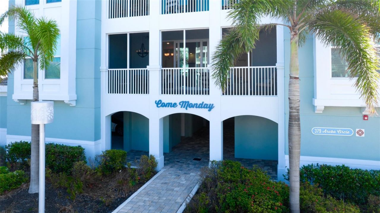 379 Aruba Circle , Unit 303, Bradenton, FL 34209 Photo