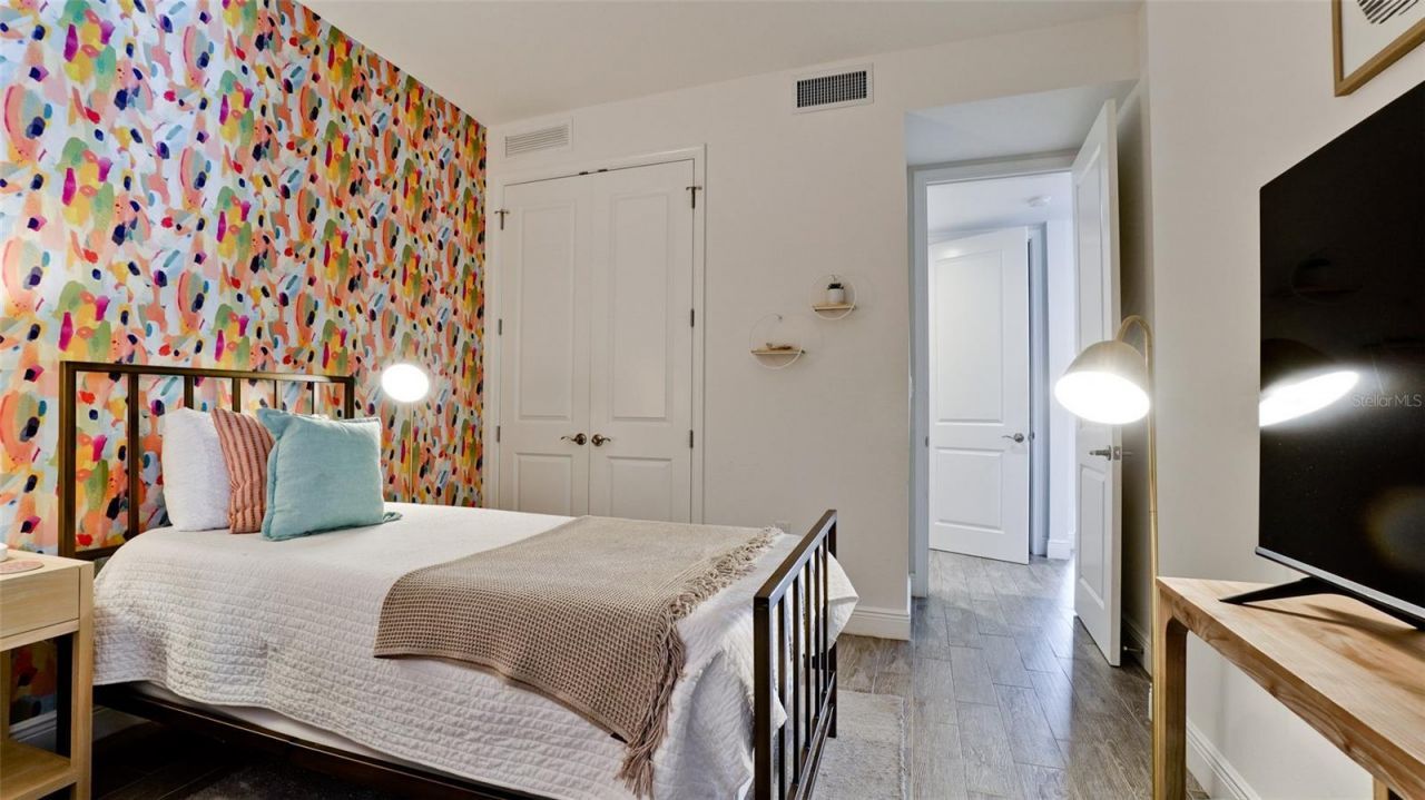 379 Aruba Circle , Unit 303, Bradenton, FL 34209 Photo